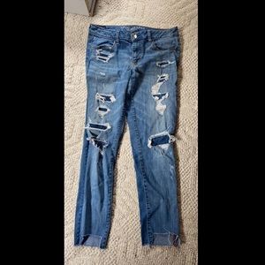 American Eagle distressed jeans